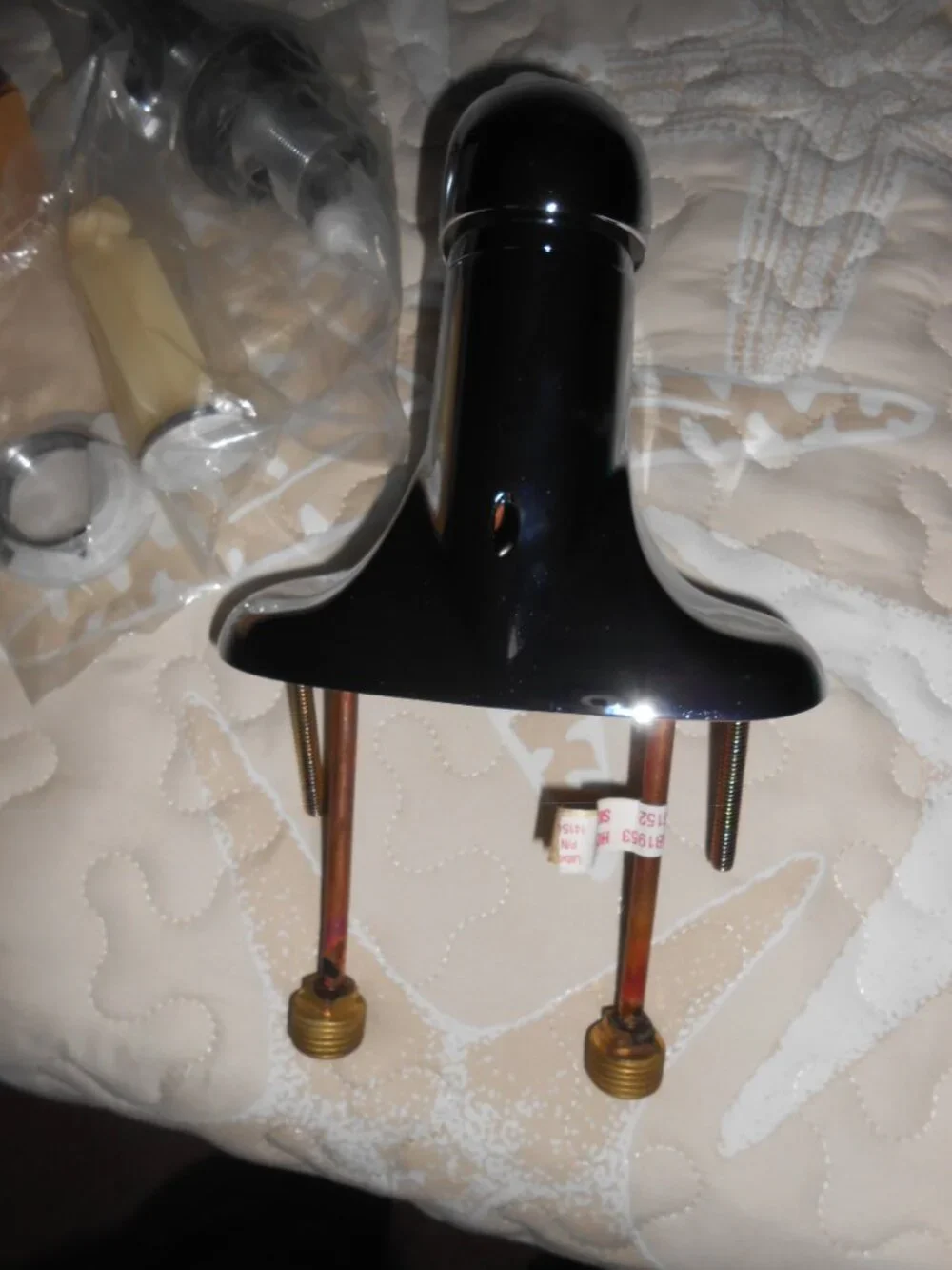 Moen L4621 Chateau Single Handle Bathroom Faucet Chrome New in Box